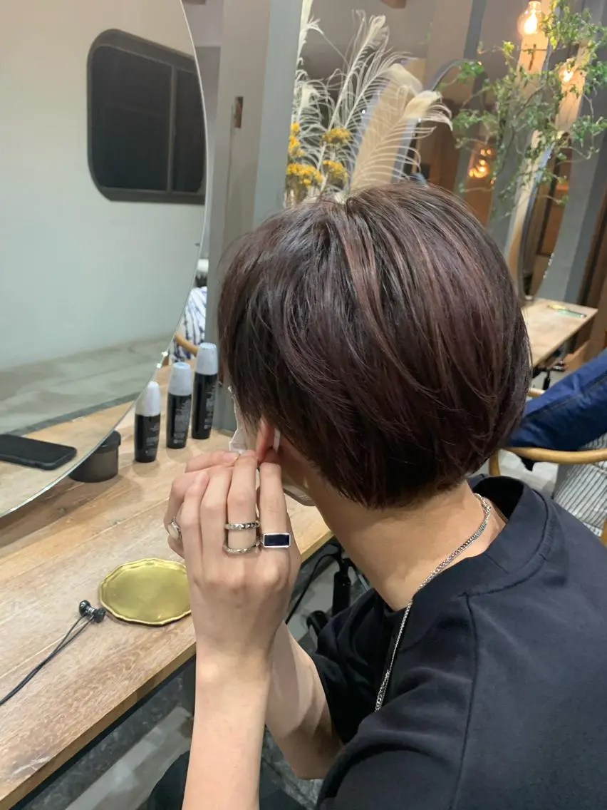 カット+白髪ぼかしハイライト+トリートメントの写真