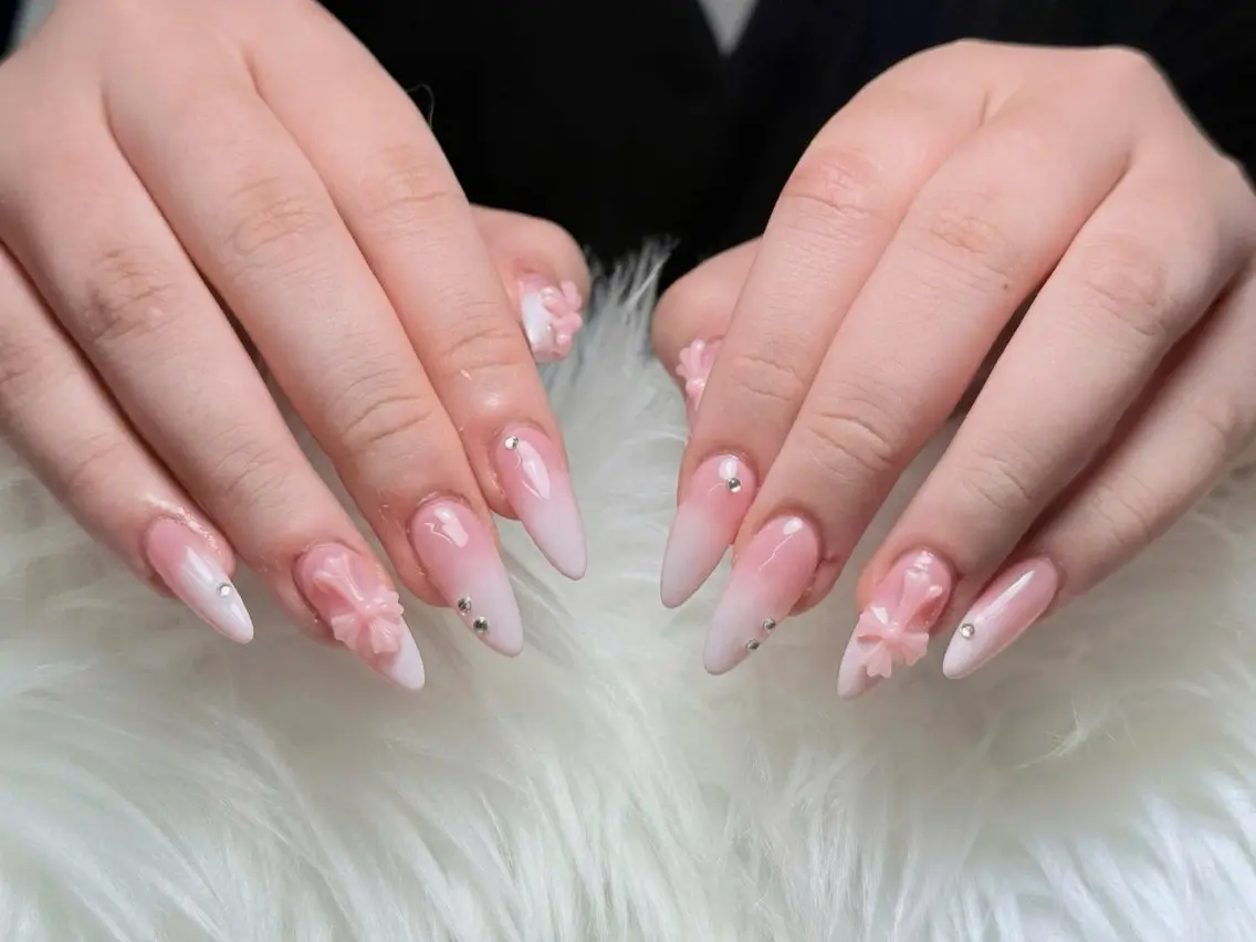 ネイル ブルー フットネイル フレンチネイル 韓国ネイル マグネットネイル ハンドネイル ハンドケア Hara Nail 【持ち込みOK】のネイルデザイン