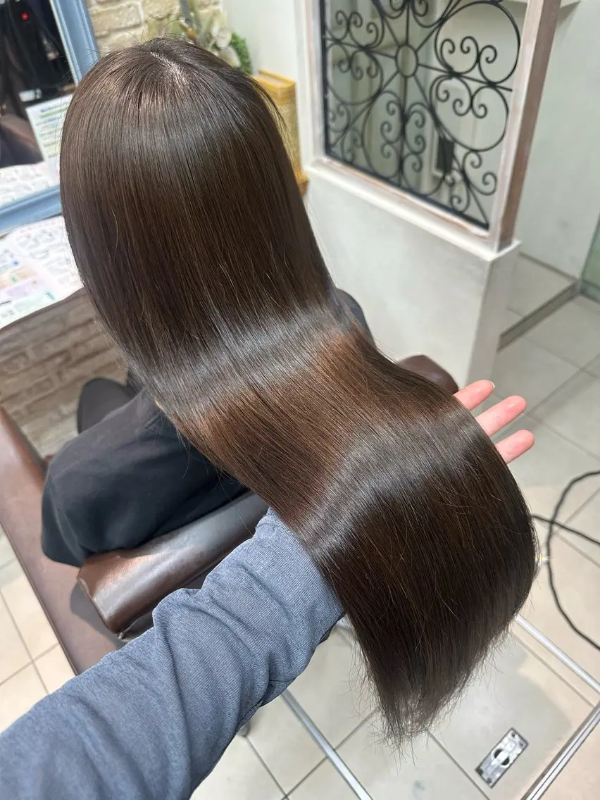 ロング カラー グレージュ オリーブグレージュ オリーブグレー 縮毛矯正/髪質改善 🌿/ベージュ🤎のヘアスタイル
