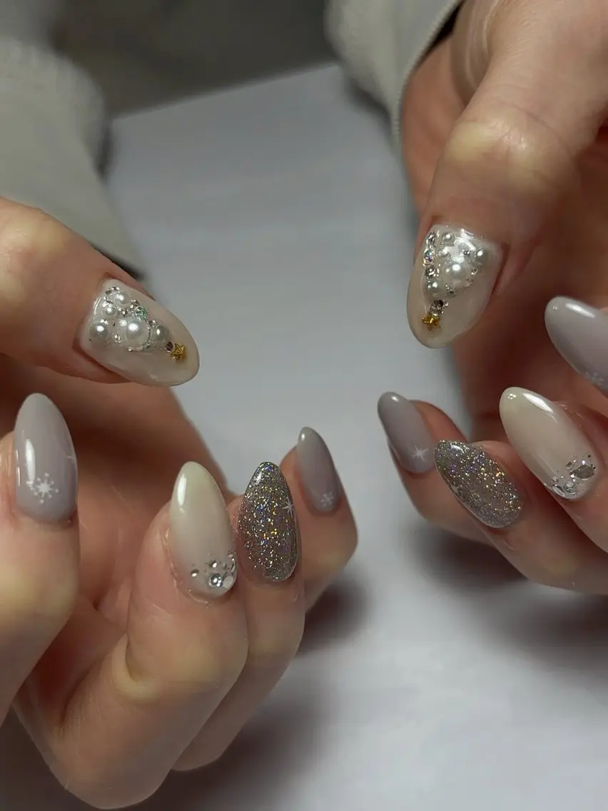 ネイル 冬ネイル クリスマス ella nail AIのネイルデザイン