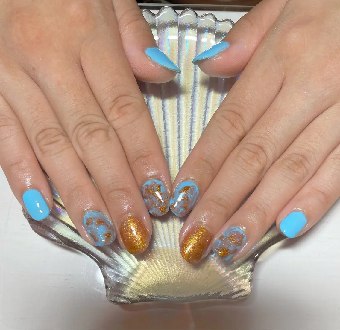 ネイル ブルー ゴールド マグネットネイル ニュアンスネイル KEYs' NAIL ROOMのネイルデザイン
