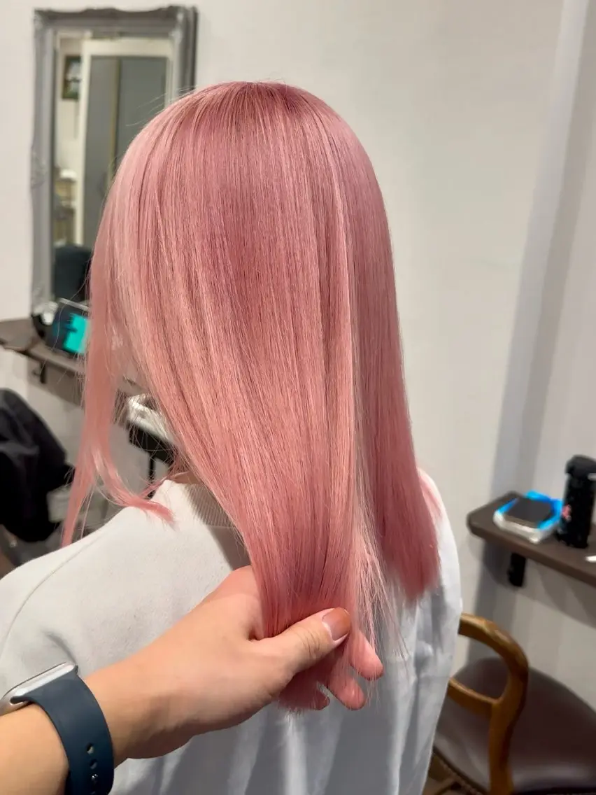 ミディアム カット ヘアカラー トリートメント _WHITE本通店 喜多村天斗のヘアスタイル