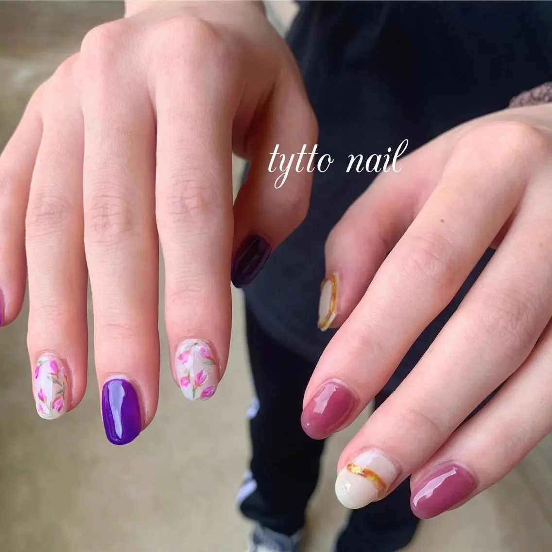 ネイル べっ甲ネイル フラワーネイル ぷっくりネイル パープル ハンドネイル tytto nail ❤︎‪‪eri‪‪のネイルデザイン
