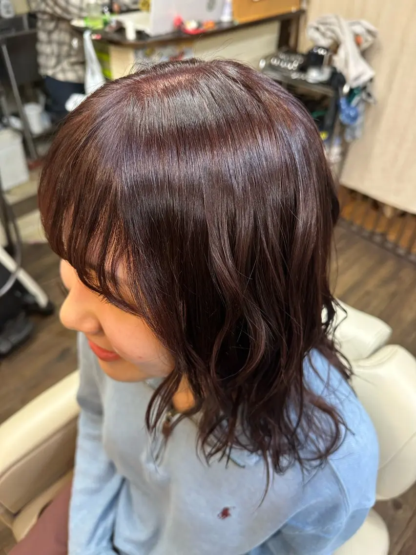 ショート カラー ヘアアレンジ ベージュカラー ブリーチ ブリーチなしカラー パープルカラー カット ヘアカラー 田口 莉乃のヘアスタイル
