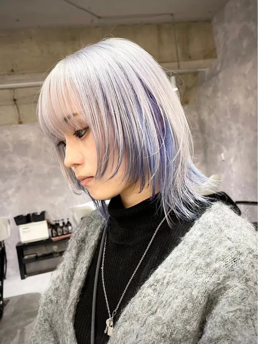 カラー 齊藤 千隼のヘアスタイル