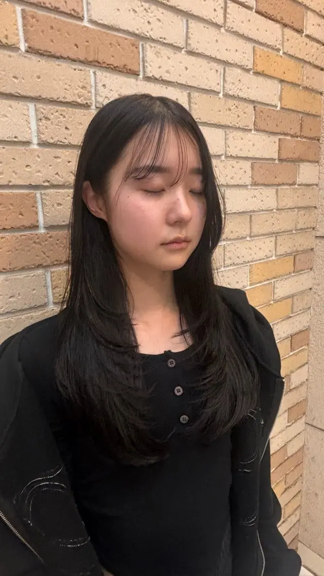 ロング カット 艶カラー  髪質改善 🍓苺奈のヘアスタイル