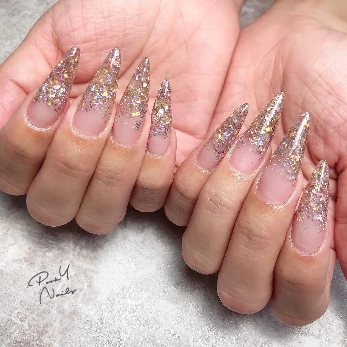 ネイル ロングネイル スカルプネイル Pooky nailsのネイルデザイン