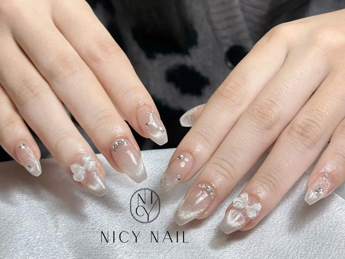 ネイル アートネイル オーロラネイル ブルー チークネイル フットネイル ハンドネイル NICY NAIL 池袋のネイルデザイン