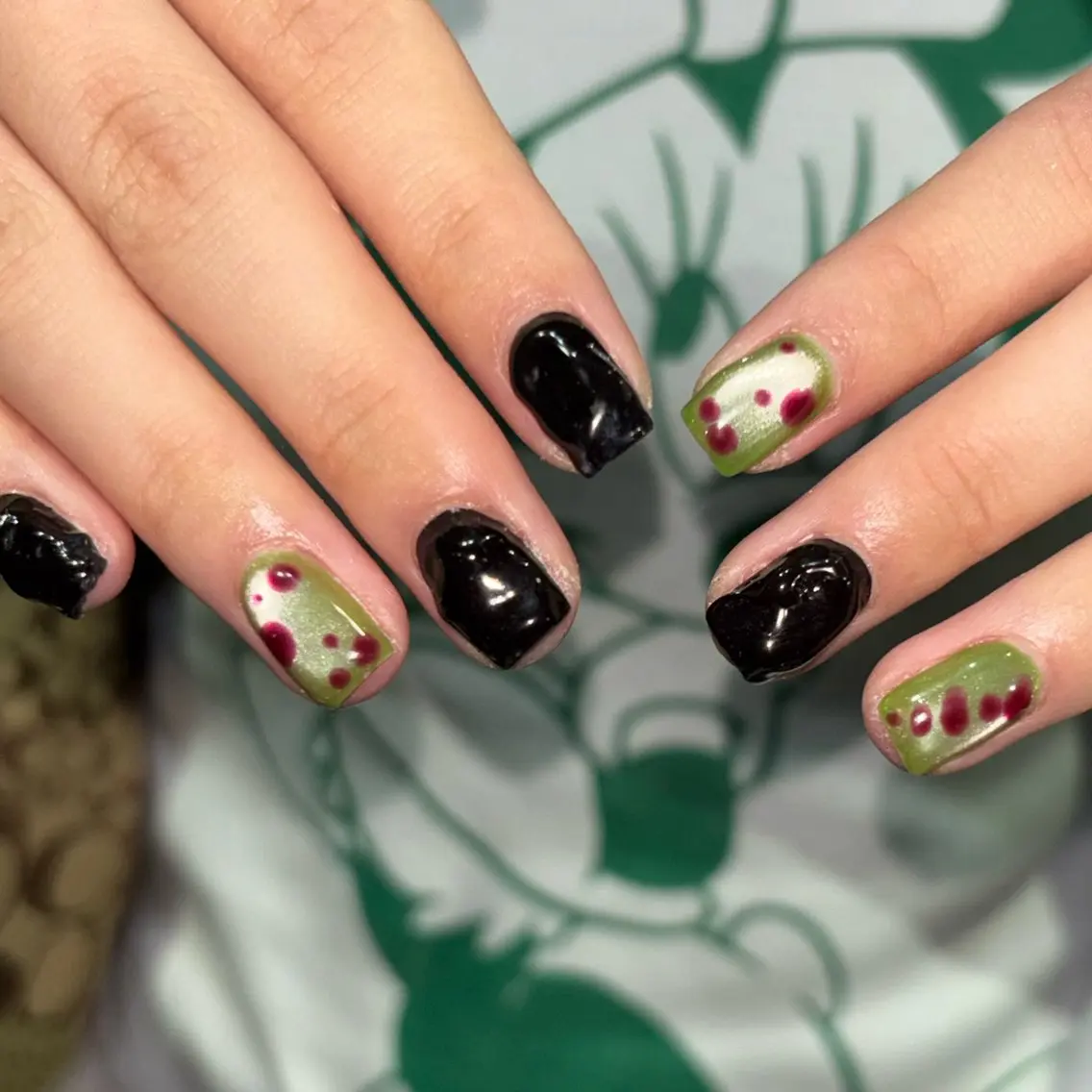 ネイル ハンドネイル 🪐富島彩夏 /海外nail🪐のネイルデザイン