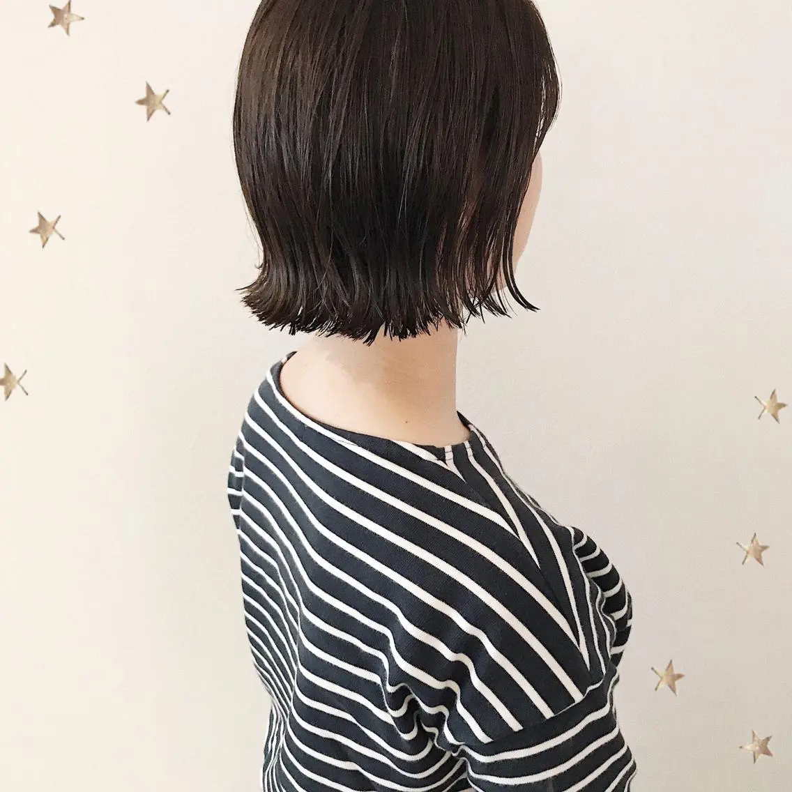 ミディアム カット 市川 千夏のヘアスタイル