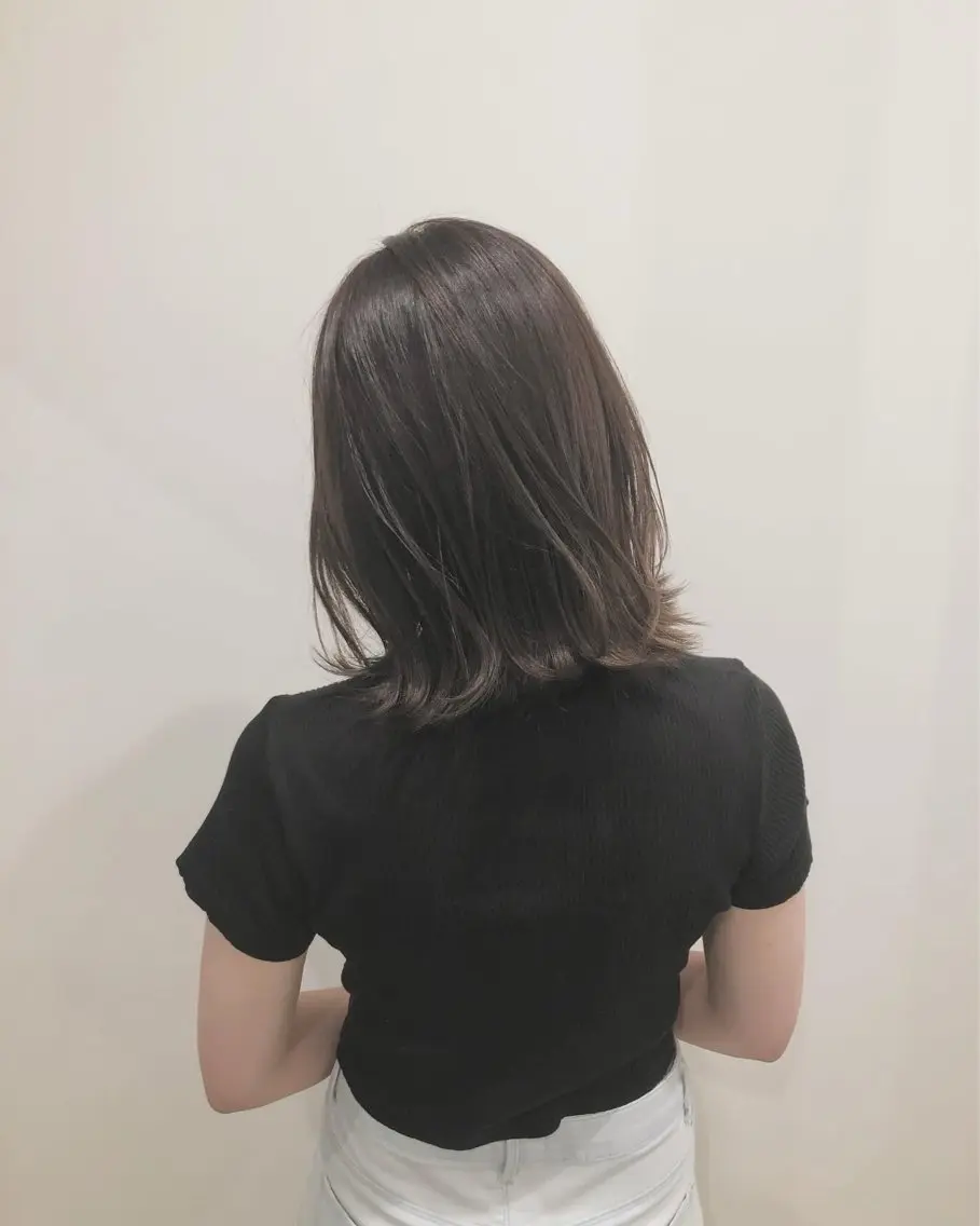 ミディアム カラー ボブ レイヤーカット カット ニュアンスカラー🫧 加納のヘアスタイル