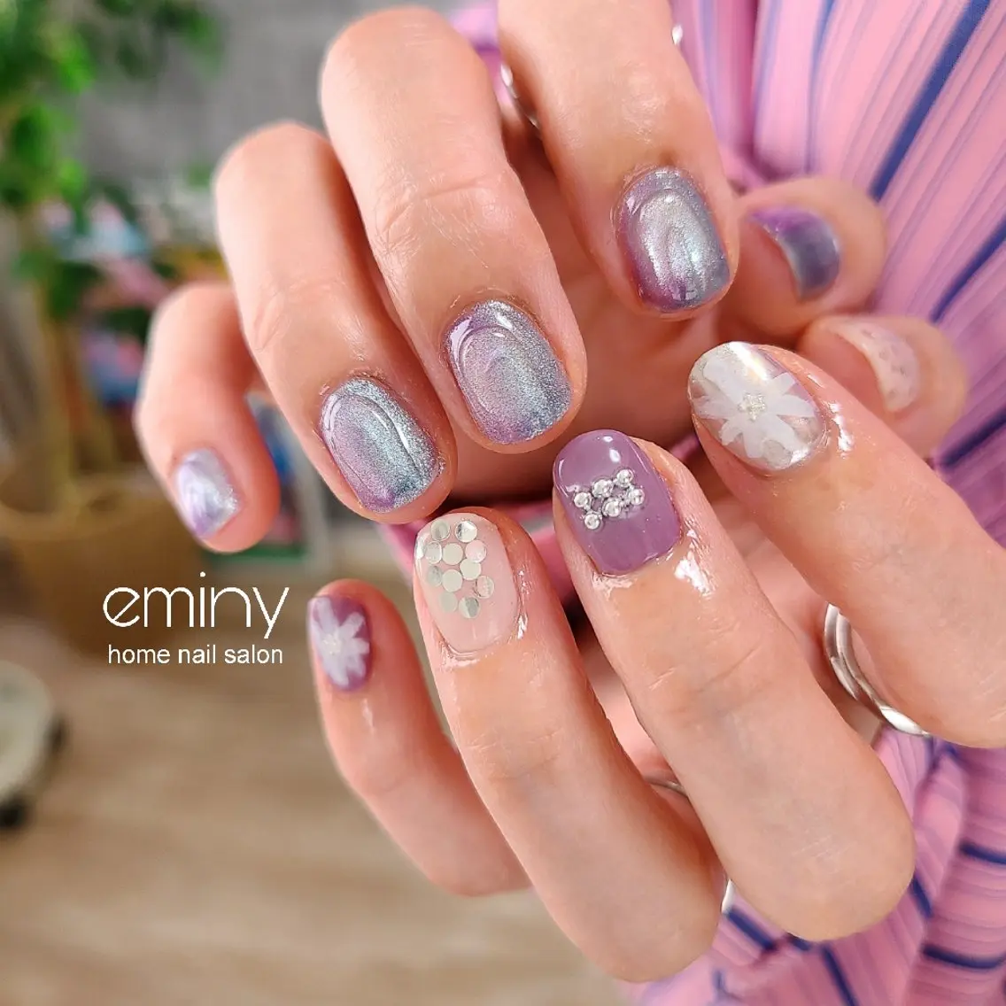 ネイル フラワーネイル ジェルネイル 韓国ネイル マグネットネイル ぷっくりネイル ハンドネイル nail salon  eminyのネイルデザイン