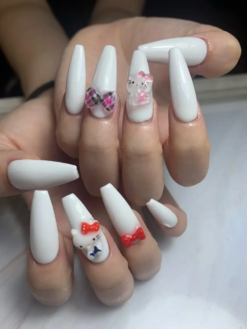 ネイル フレンチネイル ジェルネイル 韓国ネイル マグネットネイル マグネットフレンチ akina nailsのネイルデザイン