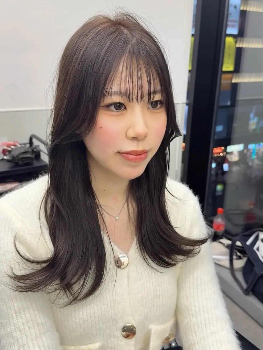 ロング カラー グレージュ 韓国風ヘア レイヤーカット カット ヘアカラー トリートメント 韓国ヘア🇰🇷 スズキのヘアスタイル