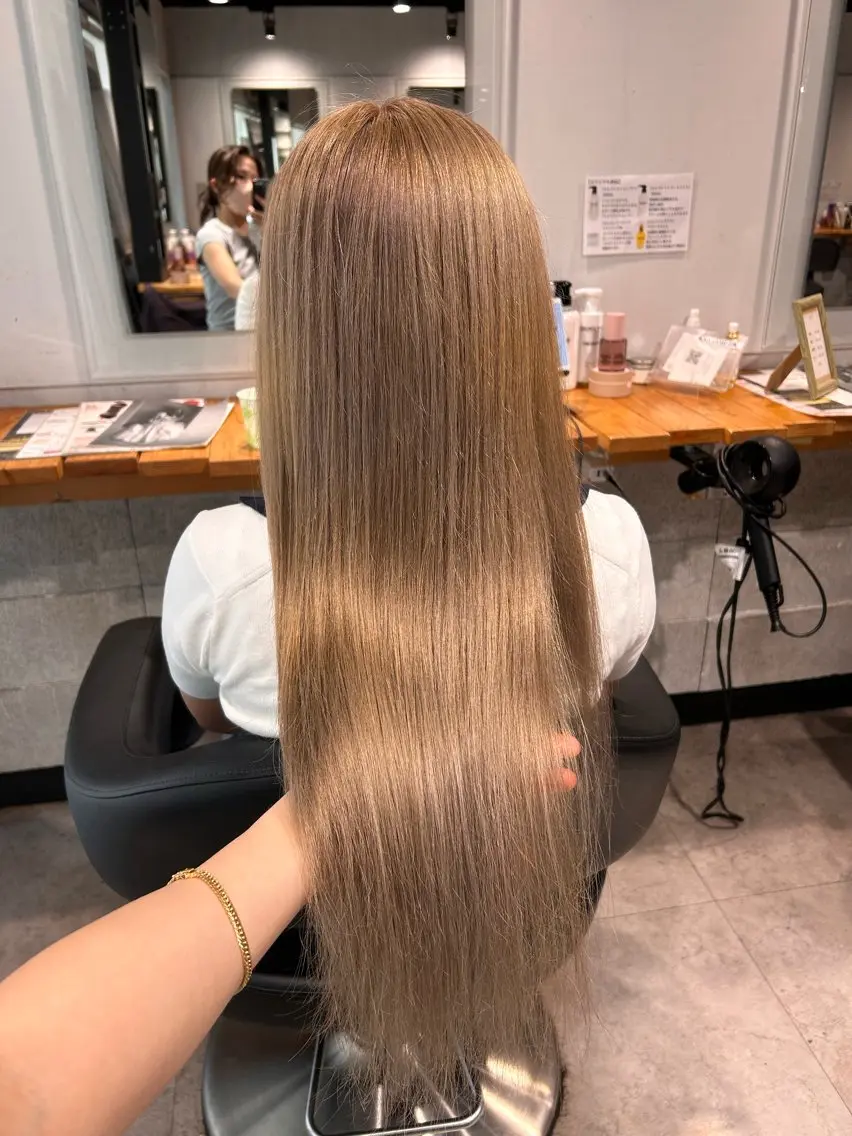 ロング ヘアカラー トリートメント ヘッドスパ レイヤーStyle 🪽菜々実のヘアスタイル