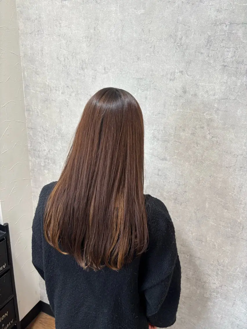 ロング 艶髪/透明感カラー 下山 萌華のヘアスタイル