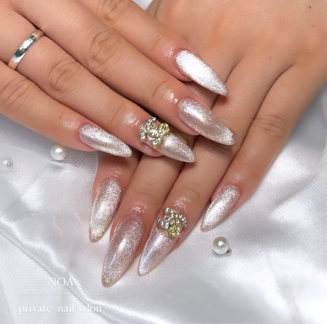 ネイル マグネットネイル NOA NAILのネイルデザイン