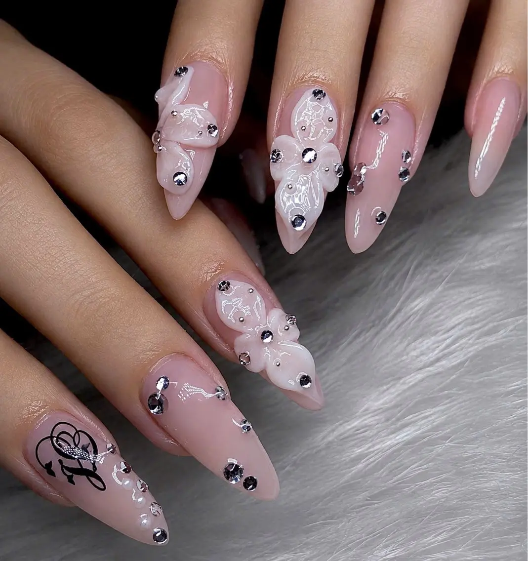 ネイル ハンドネイル Minette nailHuongのネイルデザイン