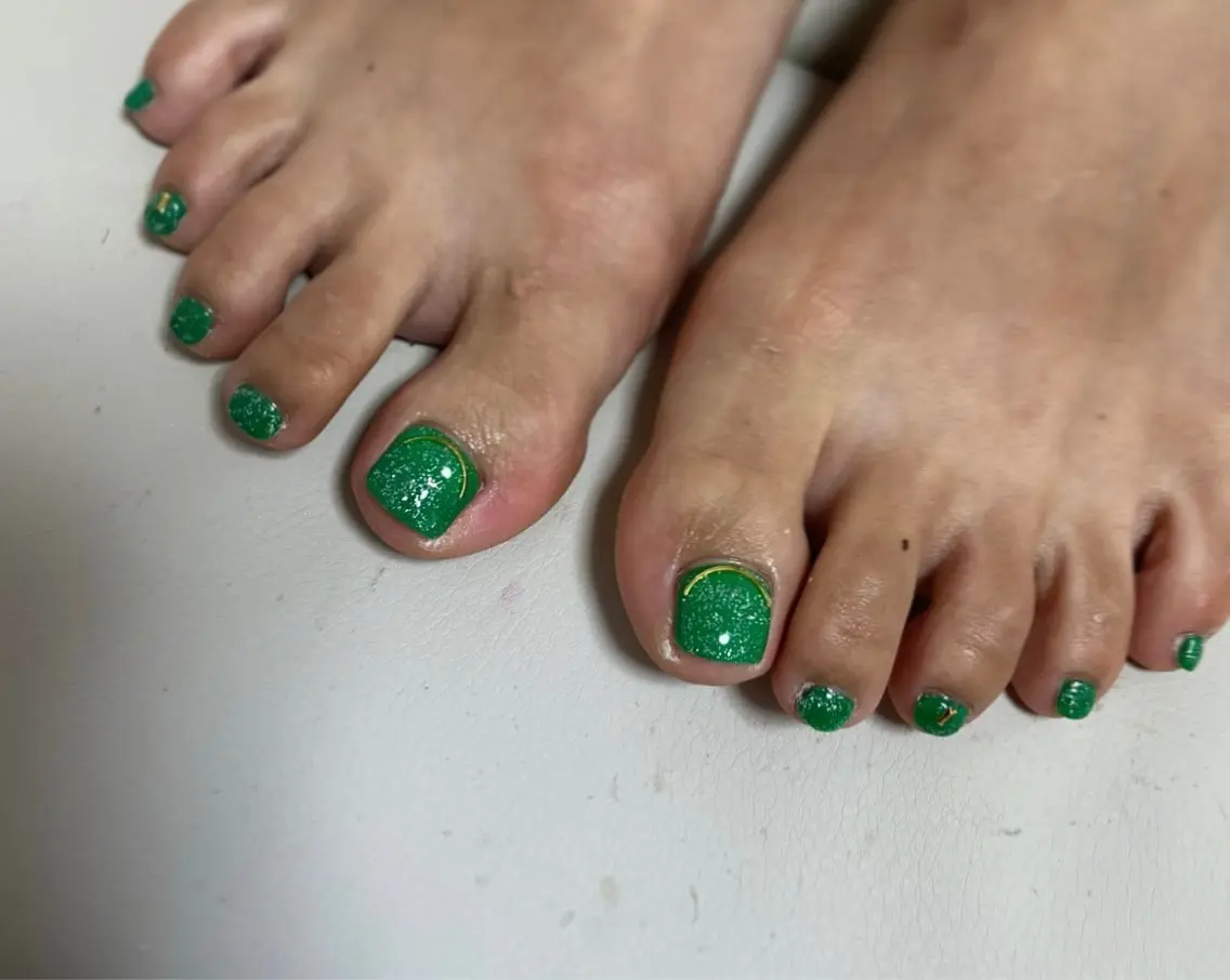 ネイル フットネイル シンプルネイル nail M&Tのネイルデザイン