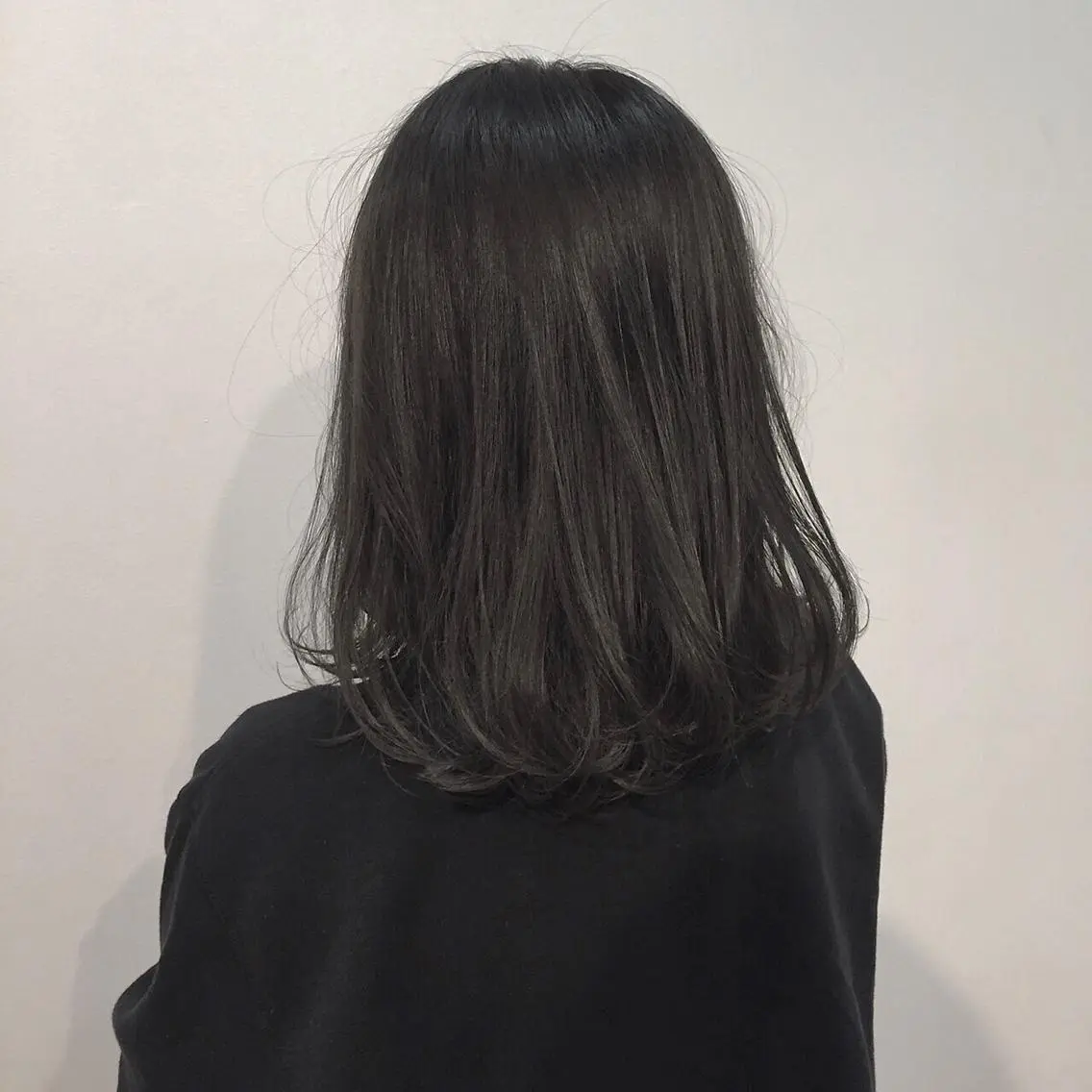 カラー ダークグレー ダークグレージュ グレージュ 🫧艶髪専門🫧 マサヤのヘアスタイル