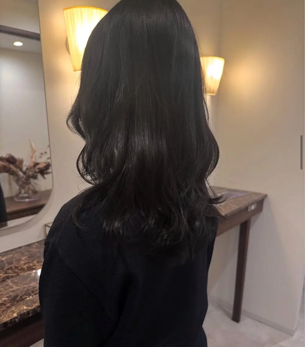 セミロング カラー Ako  カット・ 縮毛矯正モデル募集のヘアスタイル