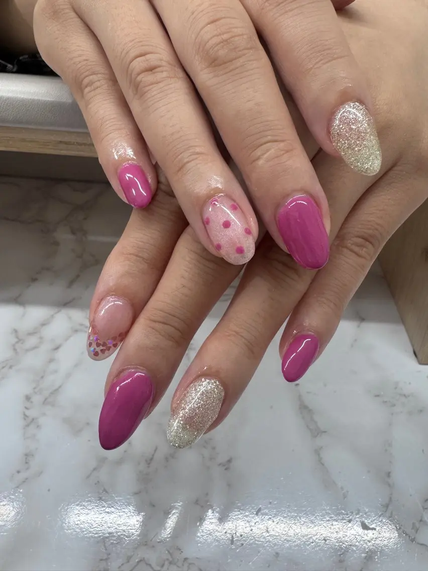 ネイル アートネイル ドット ルチア 🌹高田馬場店🌹のネイルデザイン
