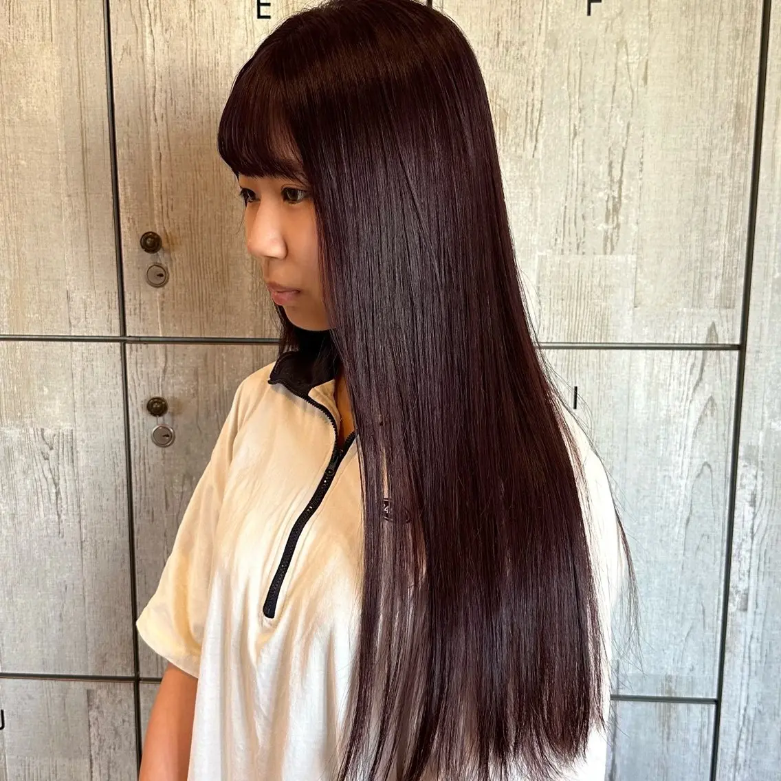 ロング カラー 柔らかいbeige ¦韓国¦🩰マユ🩰のヘアスタイル
