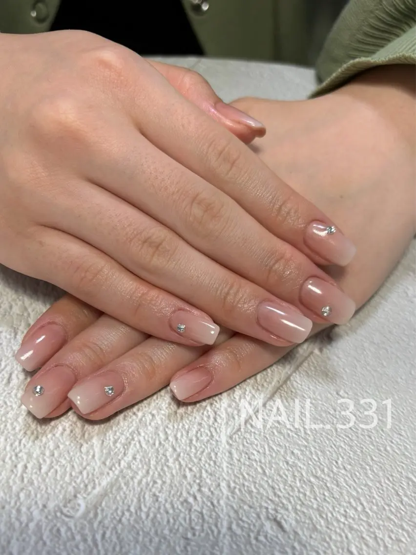 ネイル Nail 331のネイルデザイン