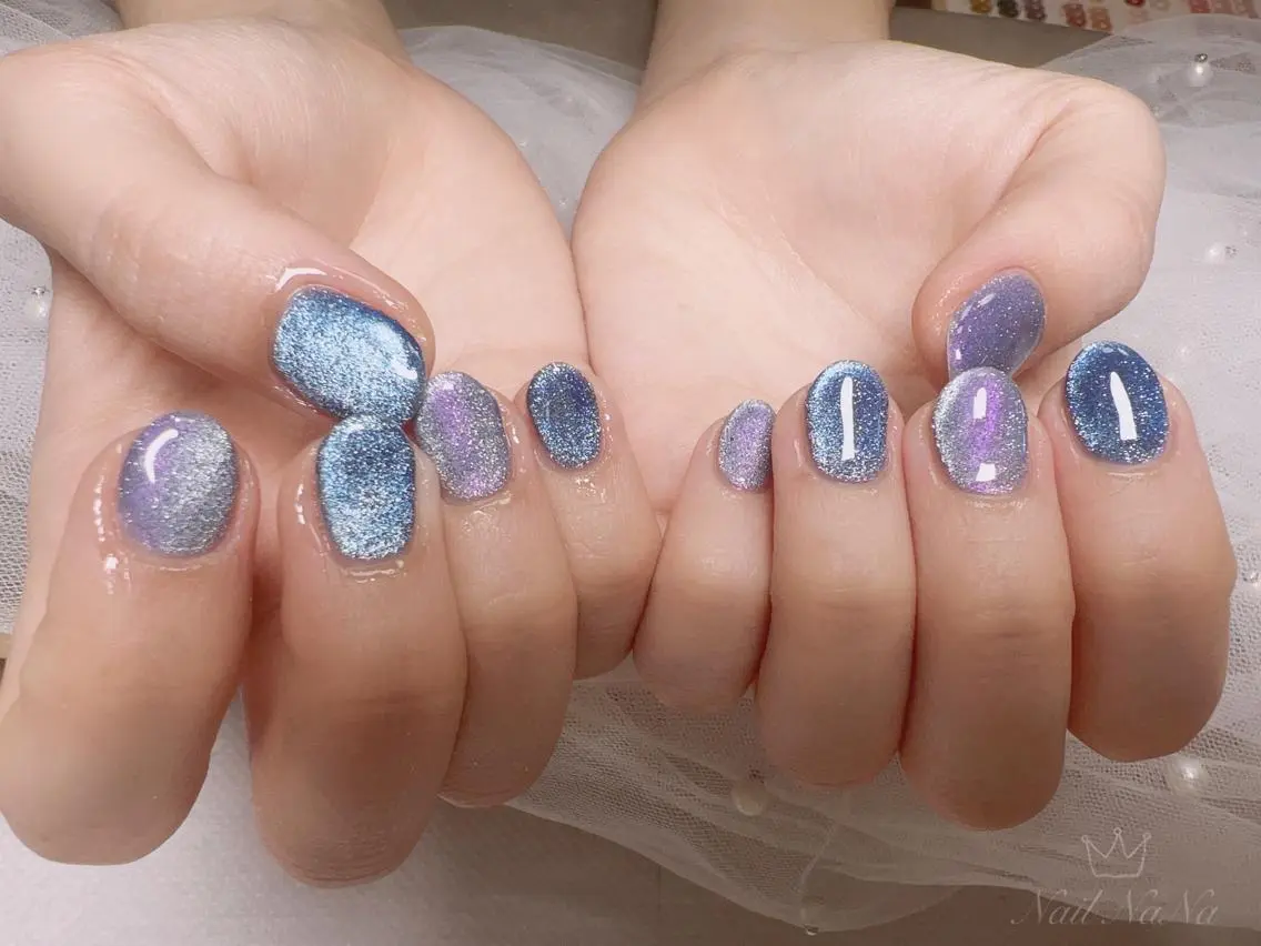 ショート カラー ネイル ブルー マグネットネイル ハンドネイル Nail NaNaのネイルデザイン