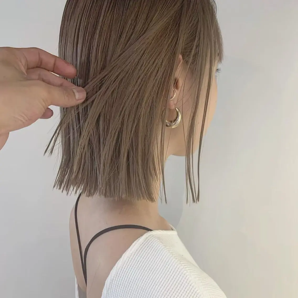 ミディアム ハルカ 透明感カラー 美髪縮毛矯正🥣のヘアスタイル