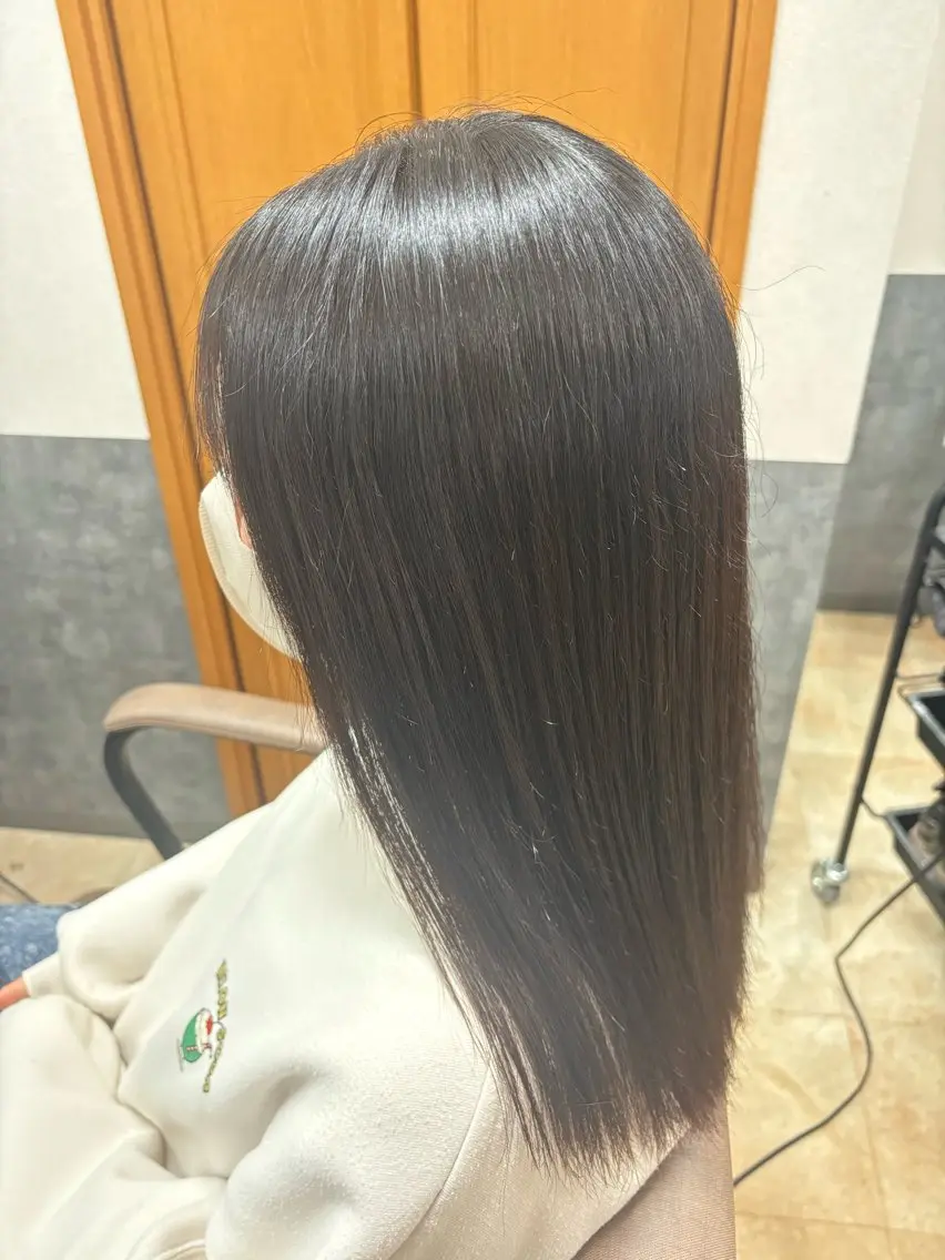 セミロング パーマ 縮毛矯正 カット 縮毛矯正 トリートメント 竹内滉太 当日予約⭕️のヘアスタイル