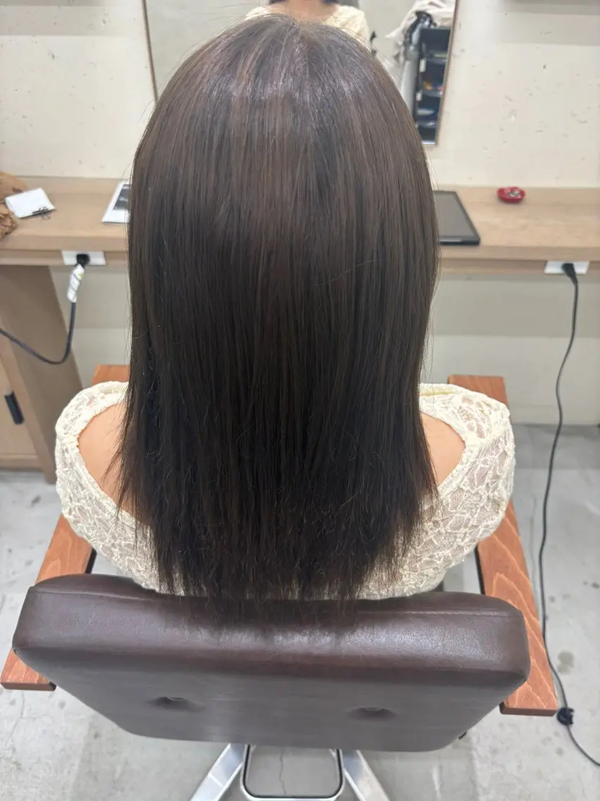 セミロング カラー 山内 花姫のヘアスタイル