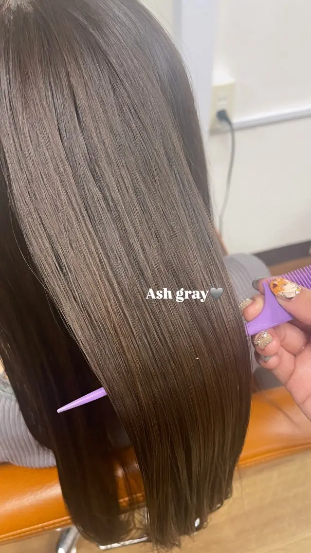 ロング カラー ヘアカラー オタク🍒 モロホシユウキのヘアスタイル