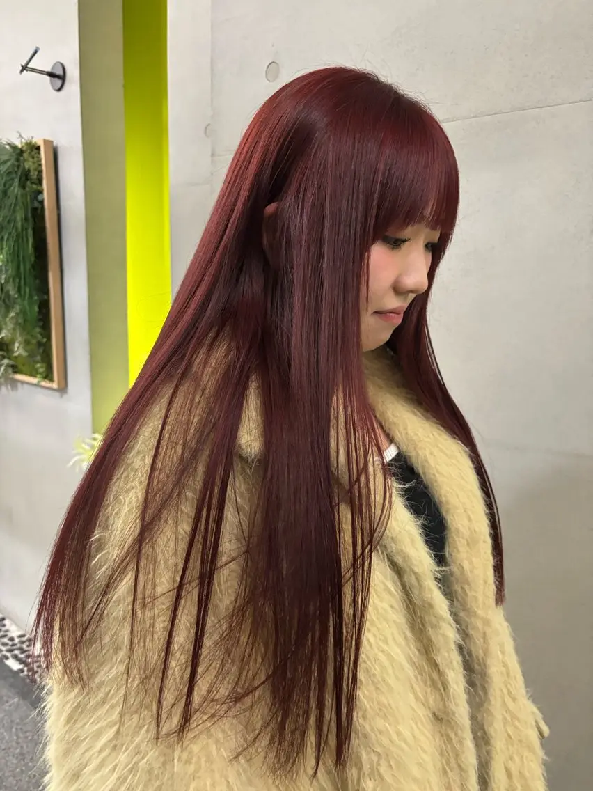 ロング 新井 英美のヘアスタイル