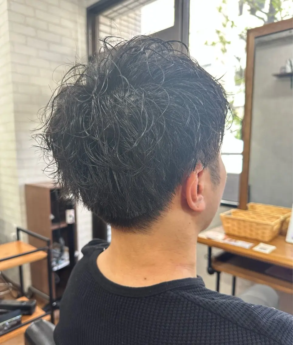 ショート カット パーマ ✂️秋葉原 🤍YURI🤍のヘアスタイル