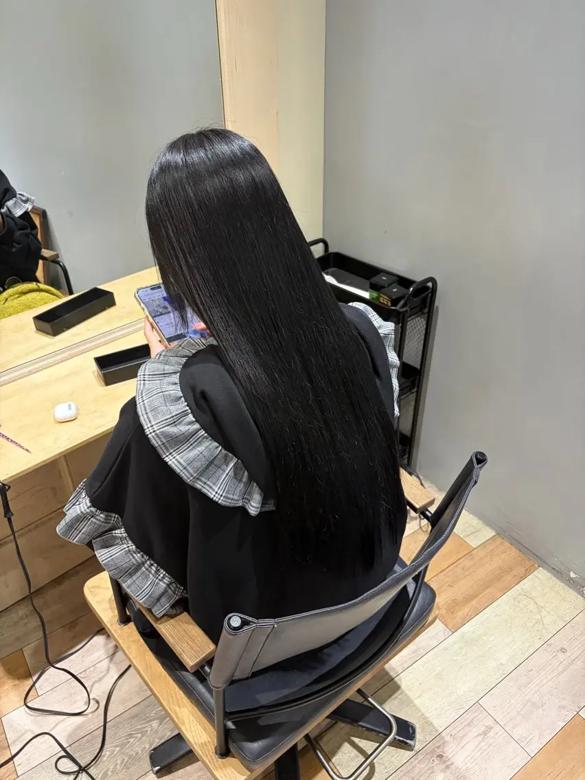 ロング ヘアカラー トリートメント 💜🦋 COCONA🦋💜のヘアスタイル