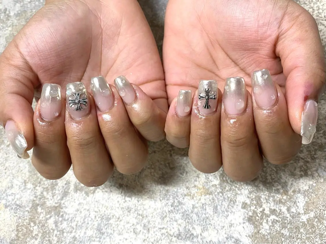 ネイル OOMINE KAORIのネイルデザイン