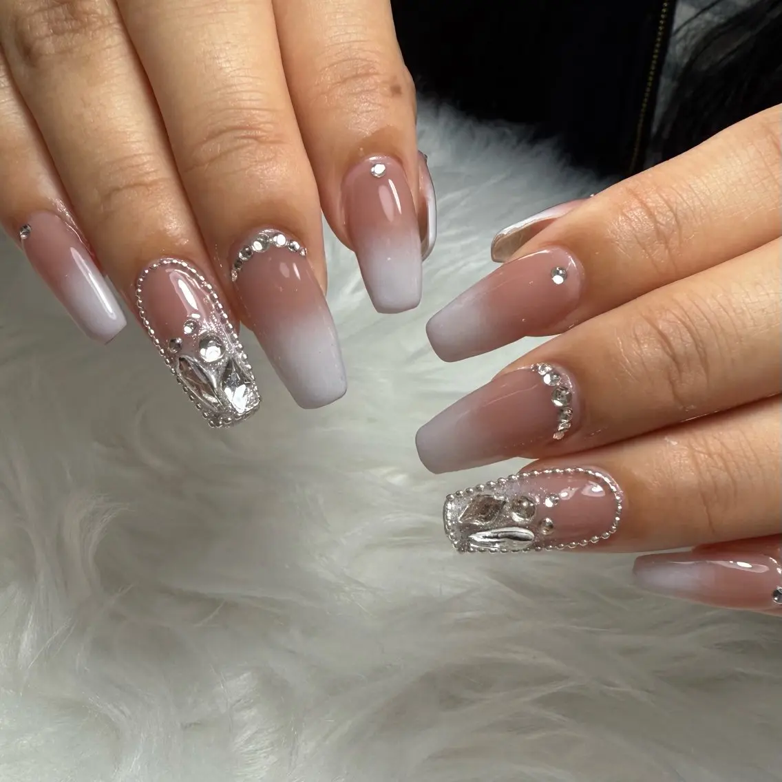 ネイル 持ち込み ハンドネイル L'ino nailのネイルデザイン