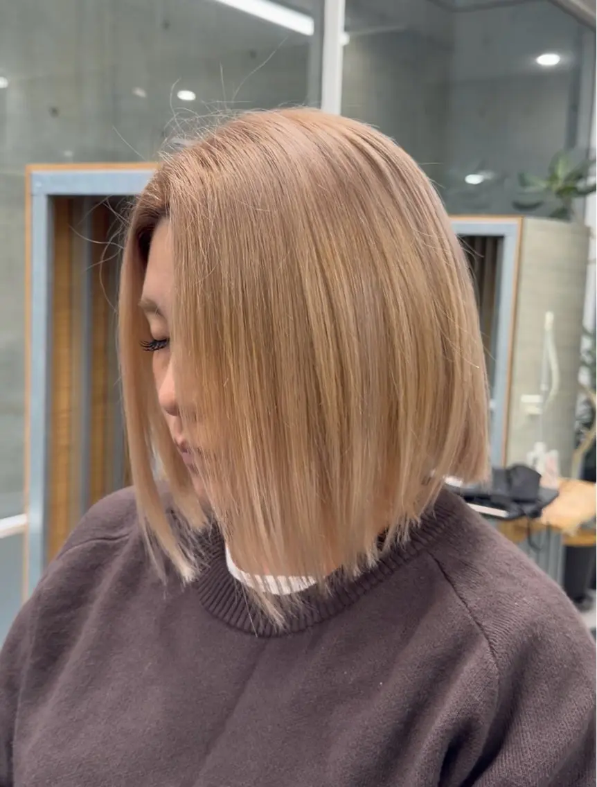 ショート カラー ヘアカラー トリートメント Kotoko🖤/海 外/バレイヤージュのヘアスタイル