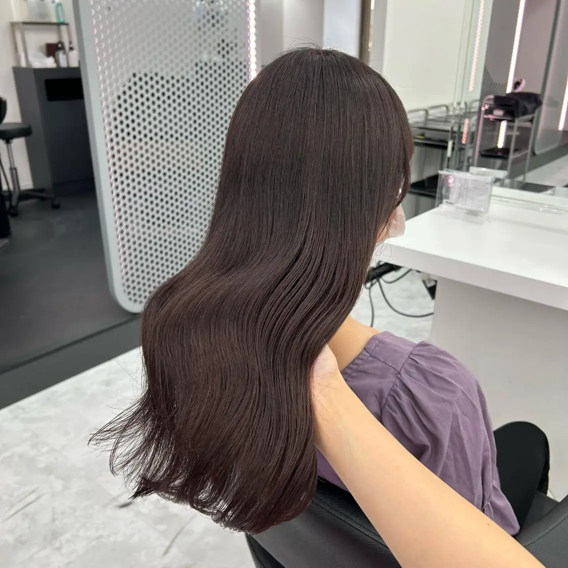セミロング カラー ヘアアレンジ ヘアカラー トリートメント mai🍑暖色カラー /レイヤー💖のヘアスタイル