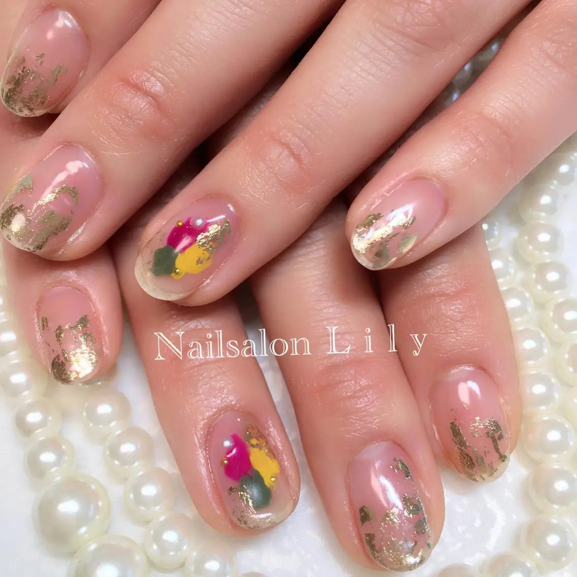 ネイル ニュアンスネイル Lily*nail 🌻Mii🌻のネイルデザイン