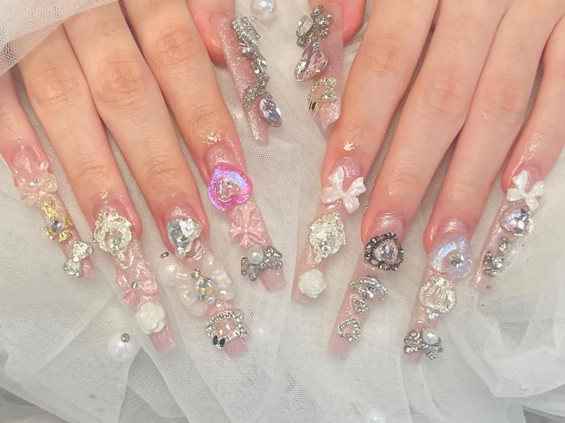ネイル ハンドネイル 渋谷T&B ナサ ギ ロング無制限中✨のネイルデザイン