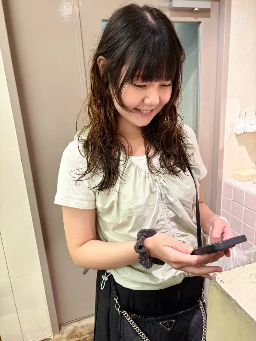 ミディアム パーマ ミディアムパーマ カット パーマ 美空🐇 レイヤー / 透明感カラー🩰のヘアスタイル
