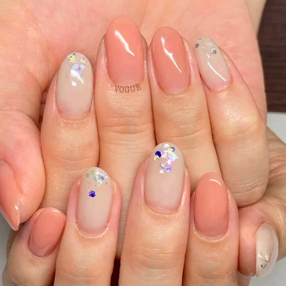 ネイル ハンドネイル VOGUE ×SWANのネイルデザイン