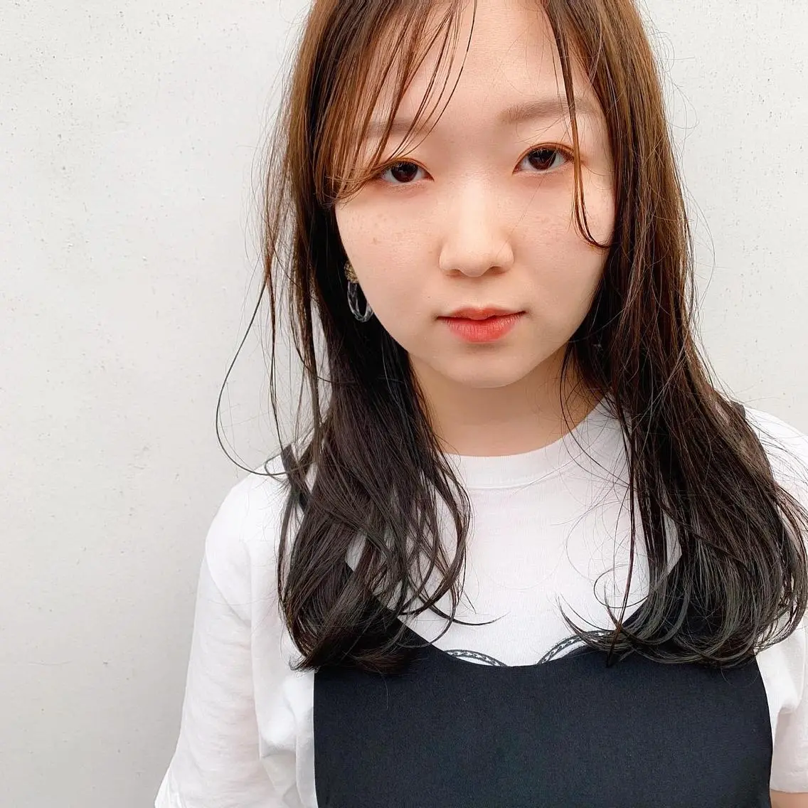 ミディアム カラー 中川 竜誠のヘアスタイル