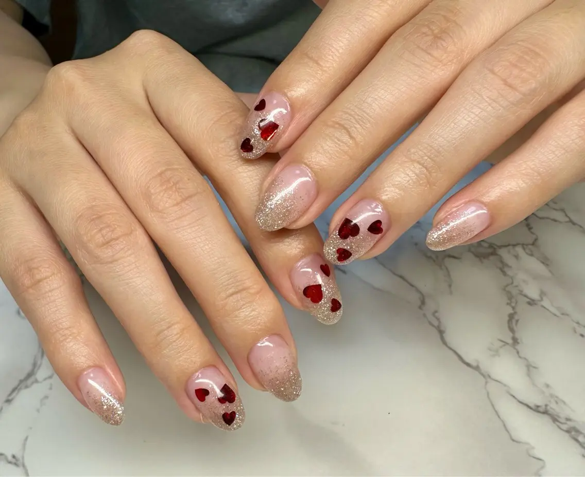 ネイル フラッシュネイル ハート ラメ(グリッター) ラメグラデーション マグネットネイル Mai’s nailのネイルデザイン