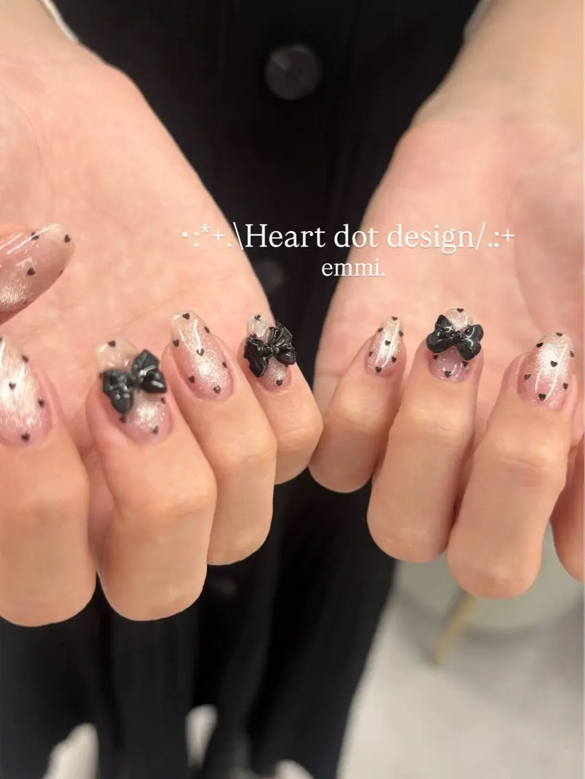 ネイル チークネイル フレンチネイル ガーリー 氷ネイル・うるうるネイル キラキラネイル ハンドネイル emmi nailのネイルデザイン