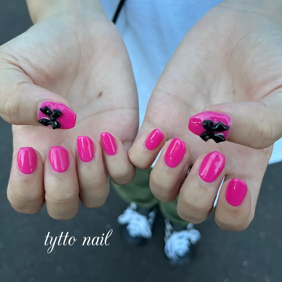 ネイル ワンカラーネイル ピンク リボン ショートネイル 夏ネイル ハンドネイル tytto nail ❤︎‪‪eri‪‪のネイルデザイン