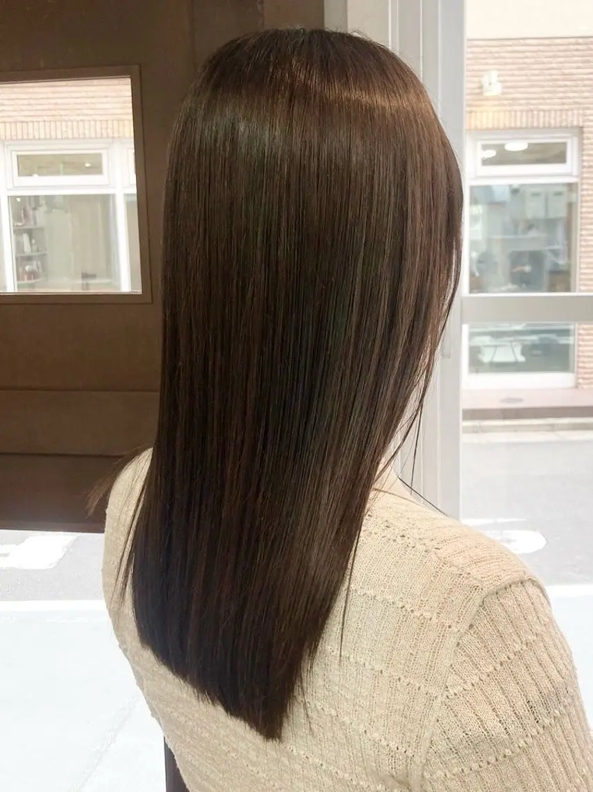 ミディアム 縮毛矯正 縮毛矯正✨カラー 🤍佐々木彩衣のヘアスタイル