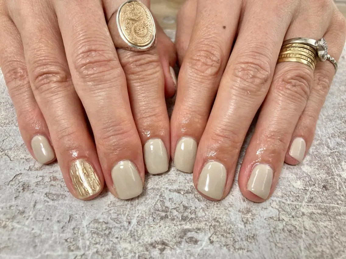 ネイル ハンドネイル mogunail &blowのネイルデザイン